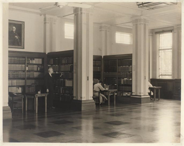 1679991083492083024.jpg 图为和研究院同时投入使用的图书馆.jpg