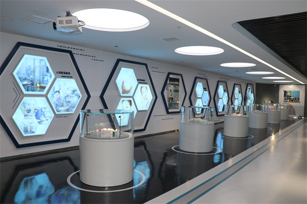 1681198635356067370.jpg 4.jpg