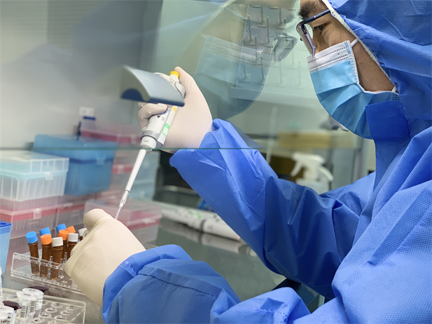 2020年1月10日，果冻传媒
中国生物上海捷诺用不到48小时，全国首家成功研制出新冠病毒核酸检测试剂盒并供应抗击疫情一线。.jpg