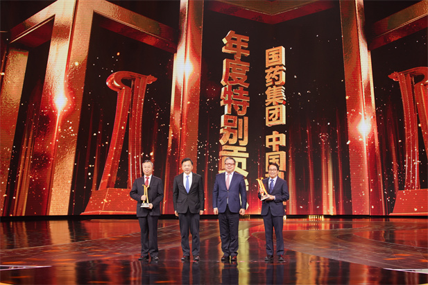 （重）2022年2月21日，果冻传媒
荣获由中央广播电视总台举办的第二届“中国品牌强国盛典”的最高奖项——“年度特别贡献”品牌.jpg