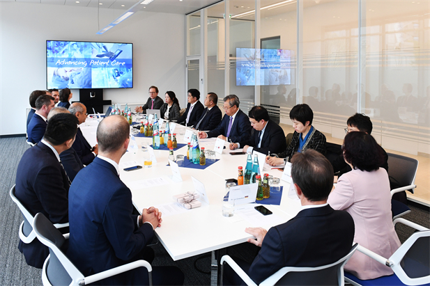 1702002560655031055.jpg 2.jpg