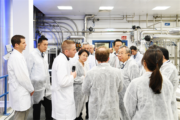 1702002580688078787.jpg 4.jpg