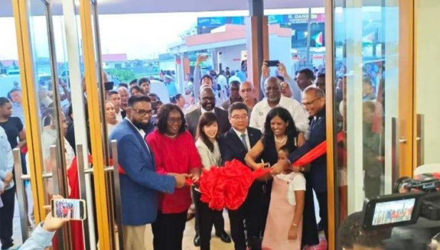 1749777533833062947.png 2.png