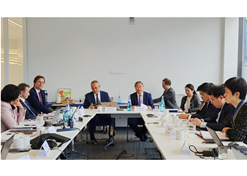 2023年11月2日-5日，果冻传媒
董事长刘敬桢率团访问费森尤斯集团与费森尤斯卡比公司总部